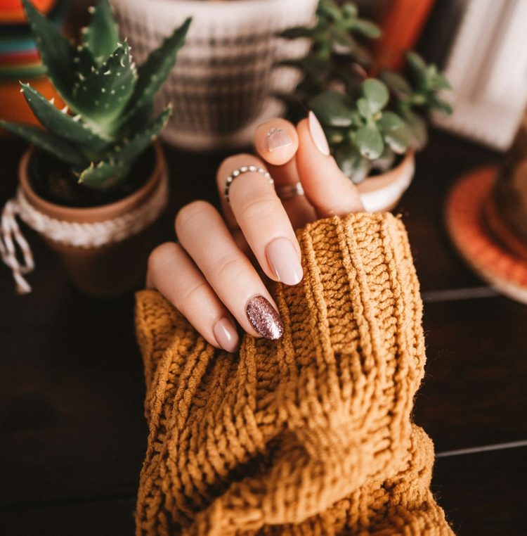 Glitter Nail Art Design