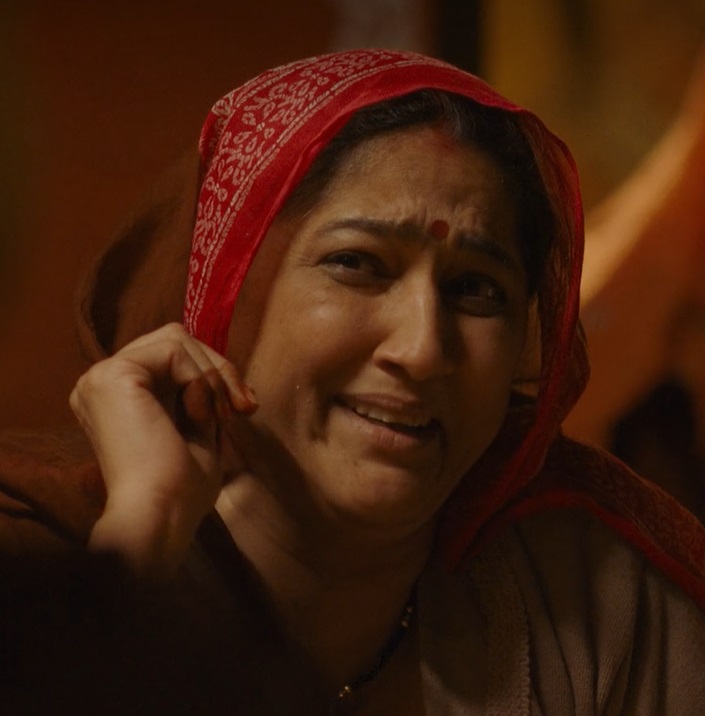 Geeta Agrawal Sharma in Laapataa Ladies