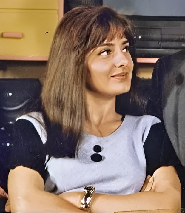 Kitu Gidwani in Swabhimaan