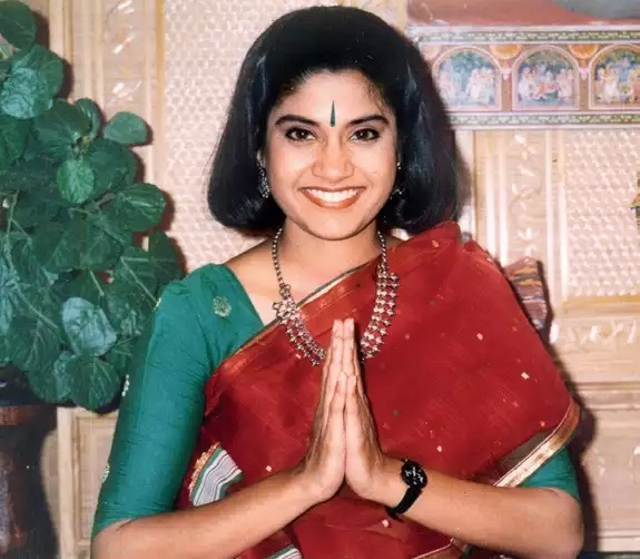 Renuka Shahane in Surbhi